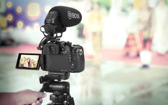 Microfone Shotgun Supercardioide BOYA BY-BM3031 para Câmeras DSLR