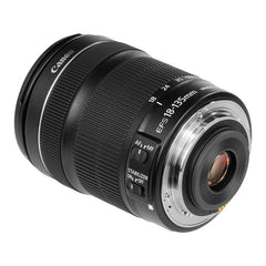 Canon EF-S 18-135mm f/3.5-5.6 IS USM – Lente Zoom Versátil com Estabilizador de Imagem