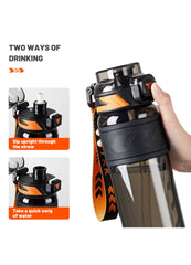 Garrafa de Água Tritan TKK-1020 | 1000ml com Canudo e Design Ergonómico – Orange & Black