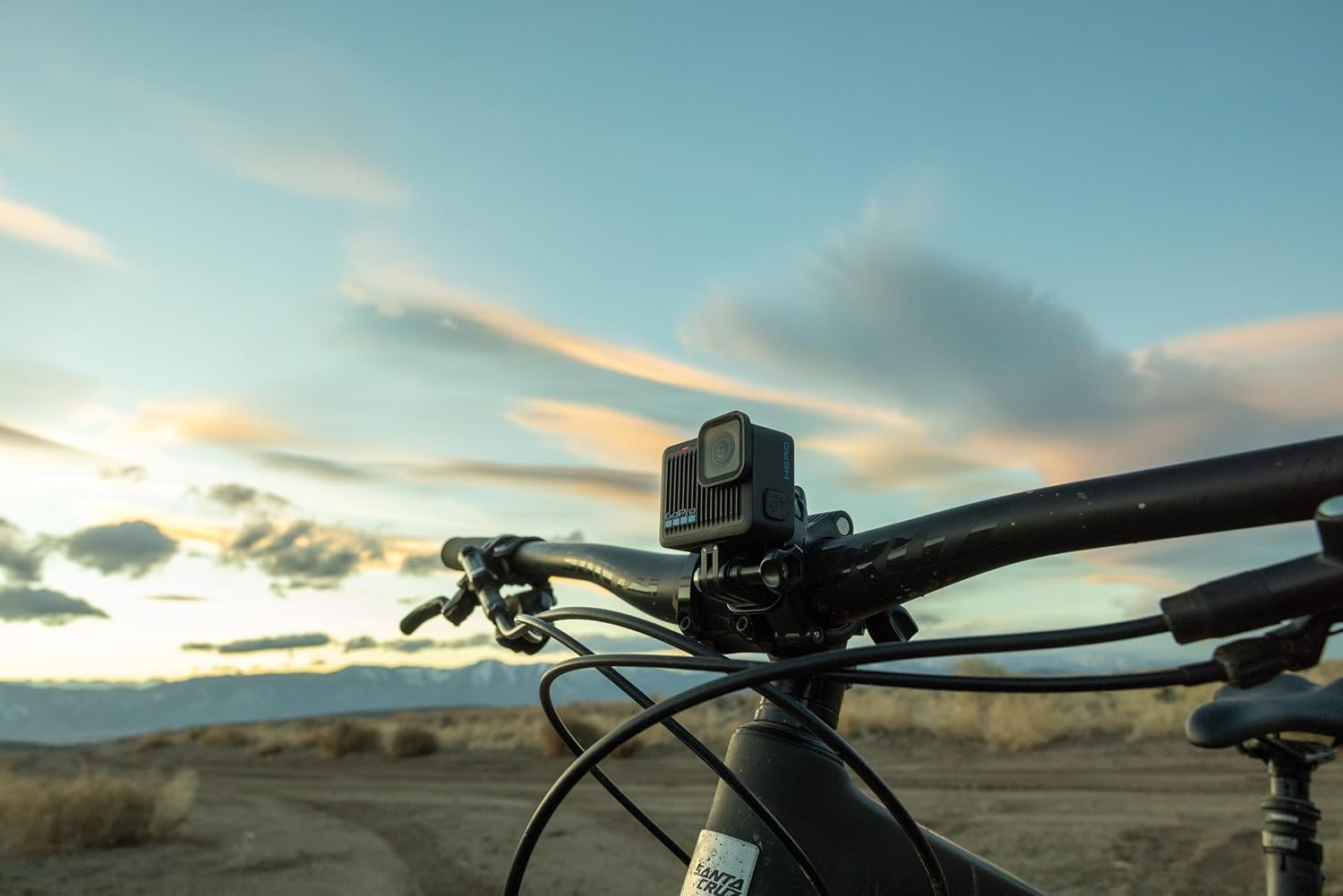 GoPro HERO – Câmera de Ação Compacta à Prova d'Água com Vídeo 4K Ultra HD