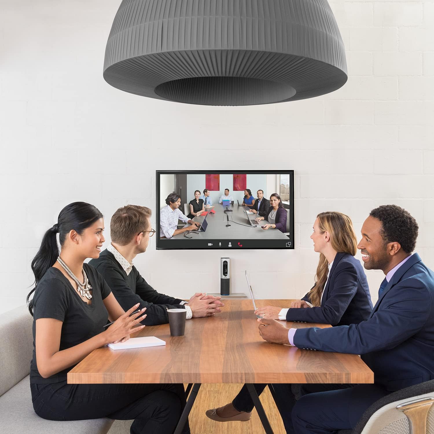 Logitech ConferenceCam Connect CC2000E – Solução de Colaboração em Vídeo Tudo-em-Um para Grupos Pequenos