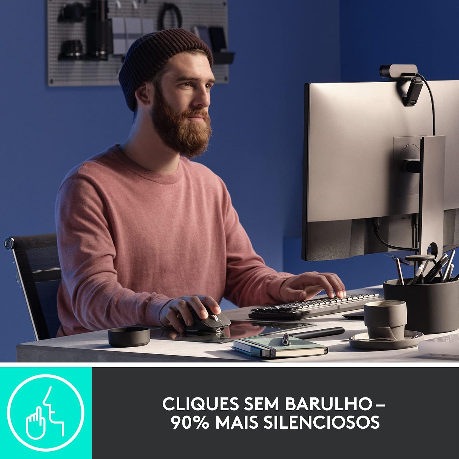 Rato Ergonómico Sem Fio Logitech MX Master 3S Preto Sensor 8000 DPI Vidro Quiet Clicks Rolagem MagSpeed Bluetooth e USB-C