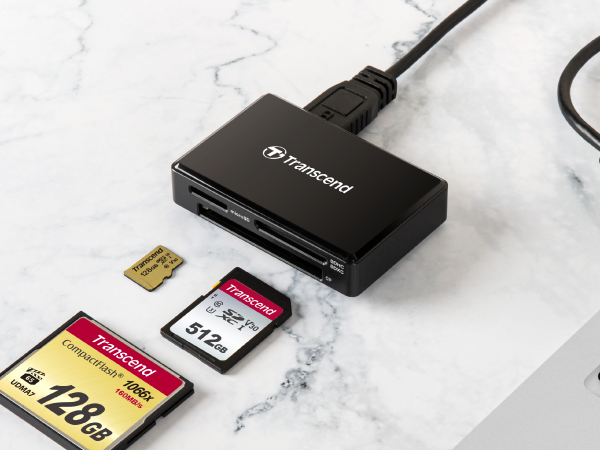 Transcend USB 3.0 Super Speed Multi-Card Reader para Cartões SD/SDHC/SDXC/MS/CF (TS-RDF8K) - Preto