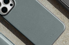 Capa de Couro Vegano UNIQ Lyden Premium com MagClick™ para iPhone Série 16