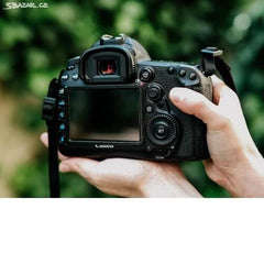 Câmera DSLR Canon EOS 5D Mark II