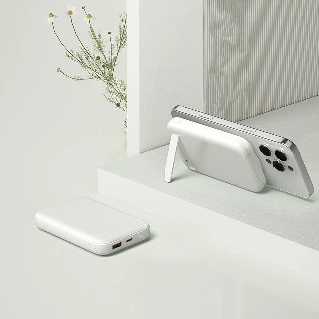 Power Bank / Carregador Portátil Sem Fio WiWU Classic Stand 10.000mAh (Wi-P064)