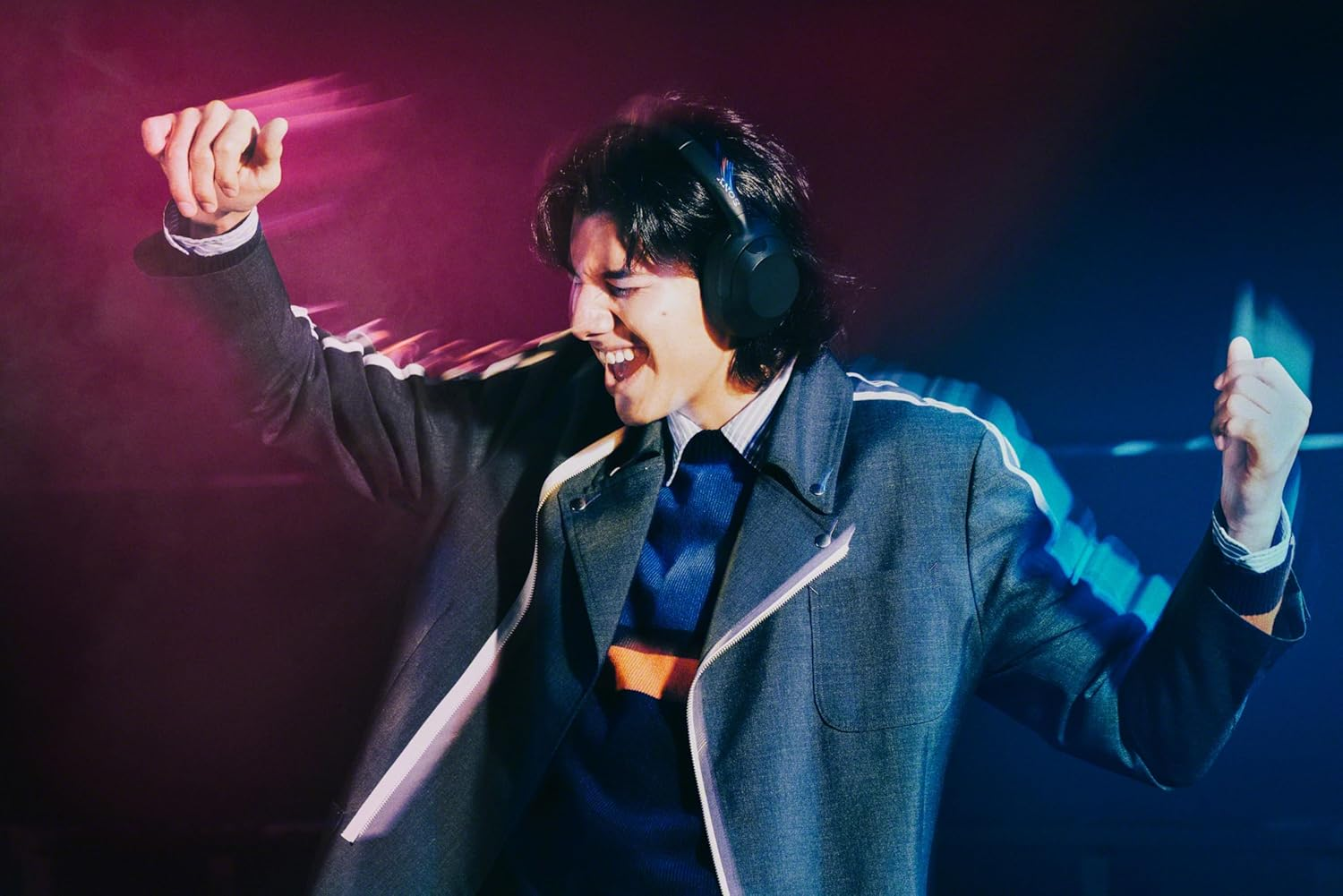 Fones de Ouvido Bluetooth Sony ULT WEAR (Preto) - Image 2